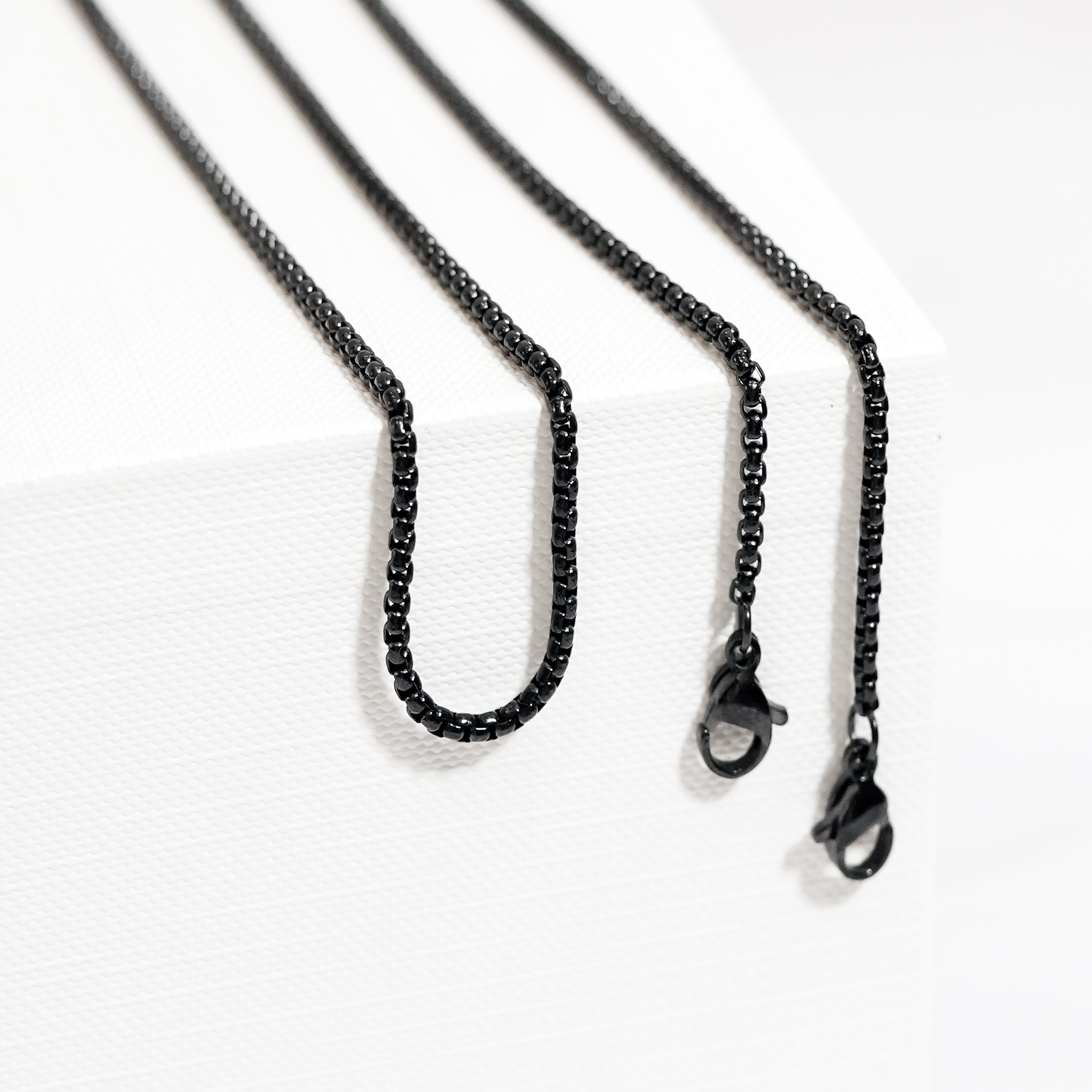 Black Metallic Chain